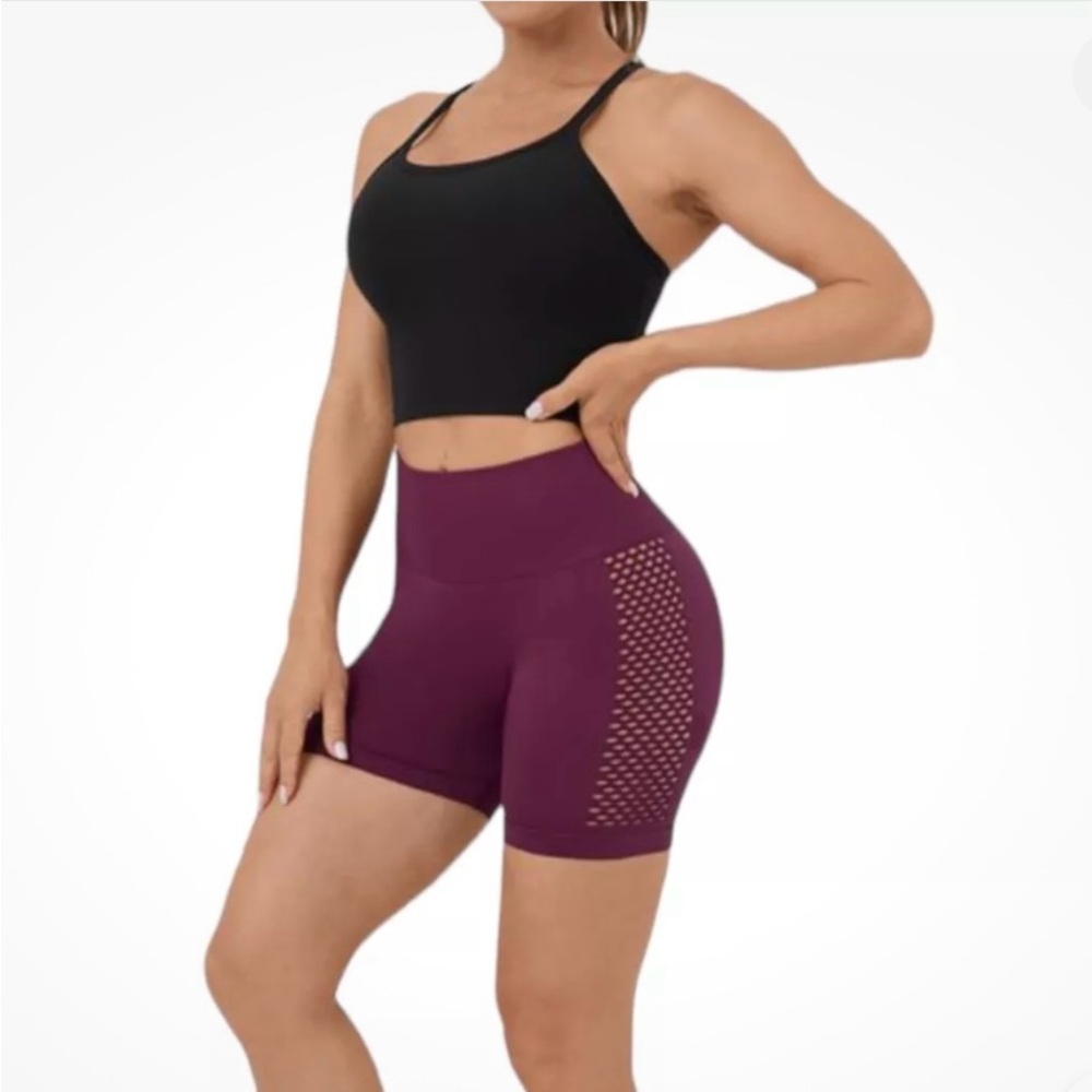 Halara New Flow Cut Out Ruched Seamless Burgundy High-Waisted Bike/Yoga Shorts